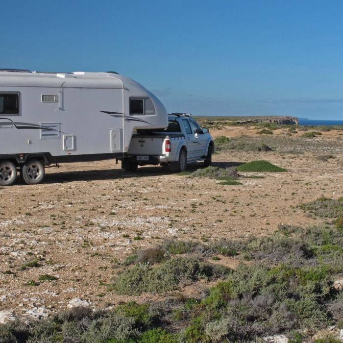 0620-RV-on-Nullarbor